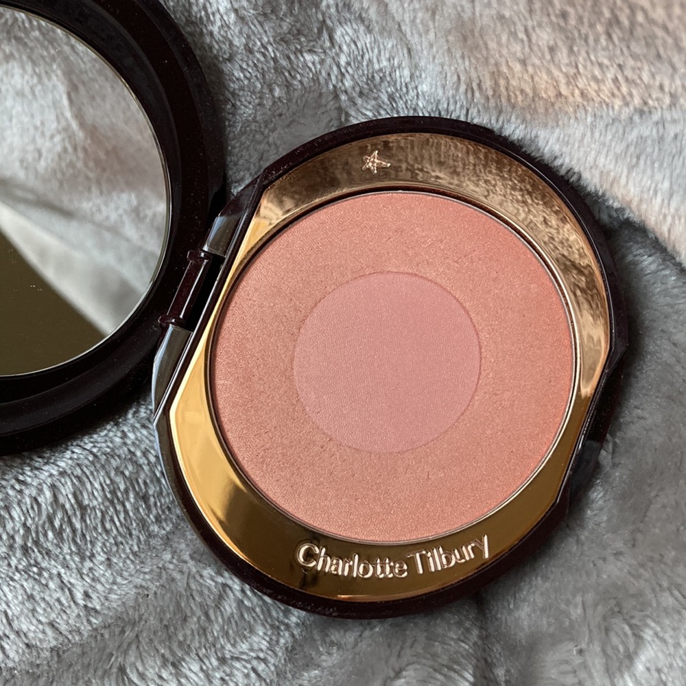 Charlotte Tilbury Love Glow